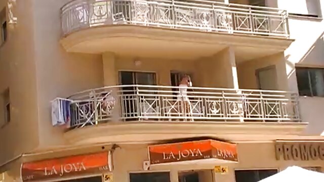 salope film x fille vierge indienne souffle et baise bbc