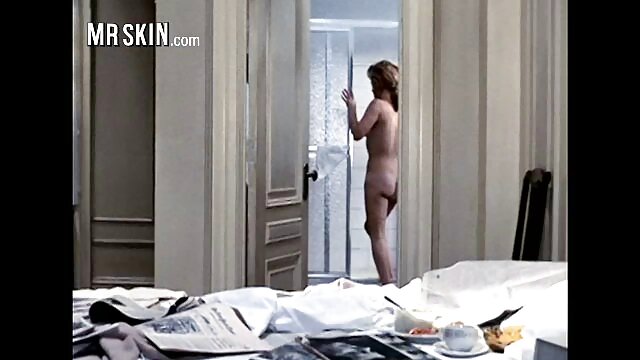 Réel euro patient porno arabe vierge penché et baisée gros plan